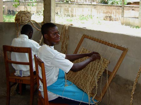 Atelier: fabbricazione di tappeti