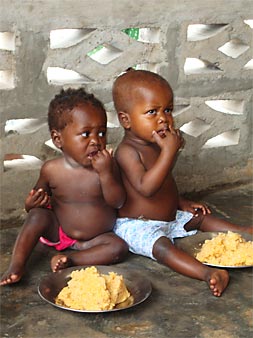 "Noël e Corinna", centro nutrizionale, Djuma