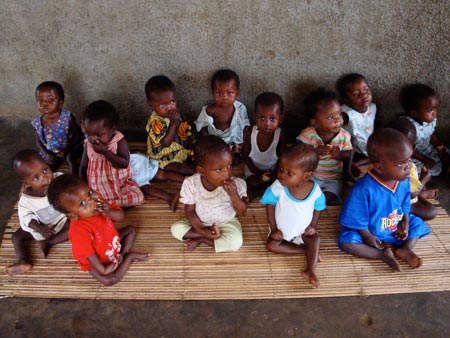 "I piccolissimi dell'orfanotrofio" Djuma