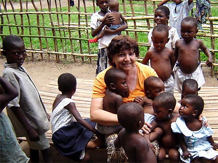 "Rosanna e alcuni dei suoi protetti" Djuma